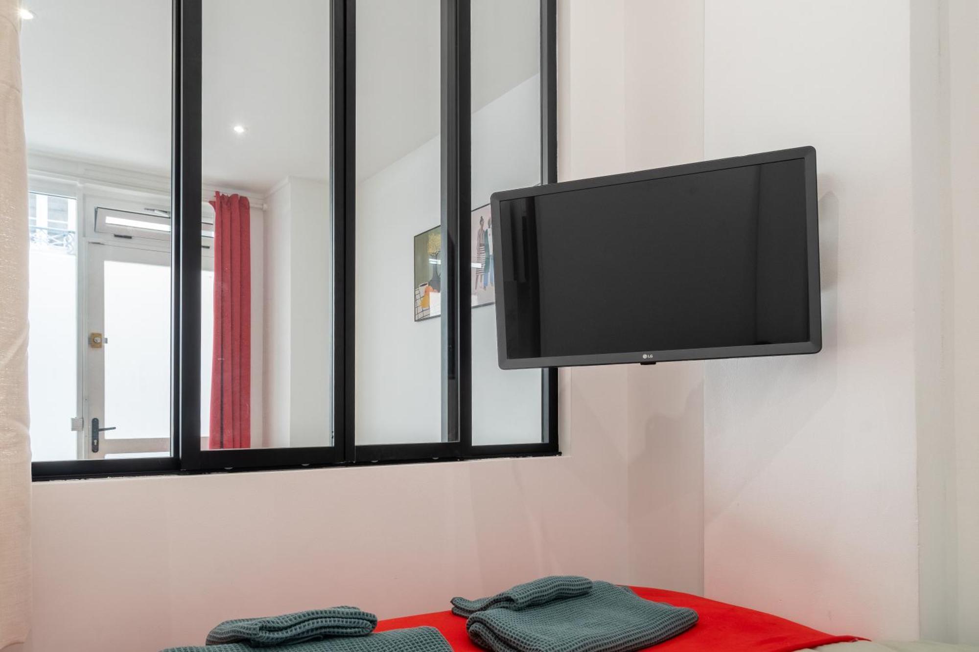 Lavie Maison Eiffel Ac Hot Tub Paris Dış mekan fotoğraf